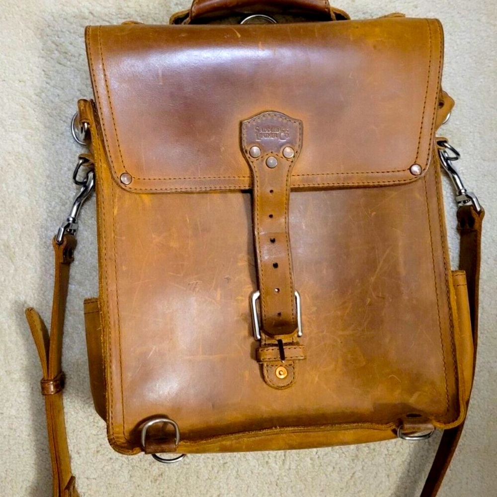 Saddleback leather messenger bag tobacco brown